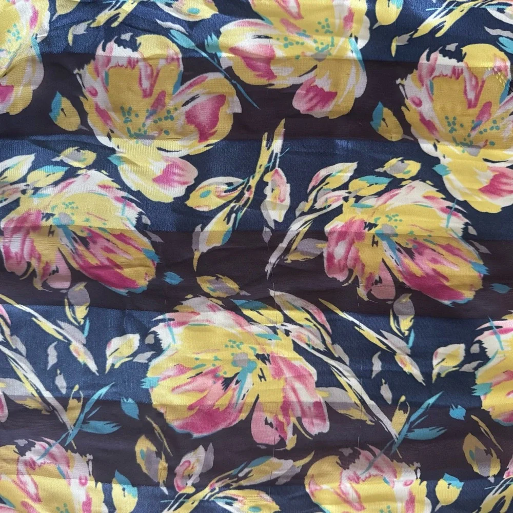 🎈 2/$5 🎈 Vintage Floral Scarf in Navy, Yellow & Pink